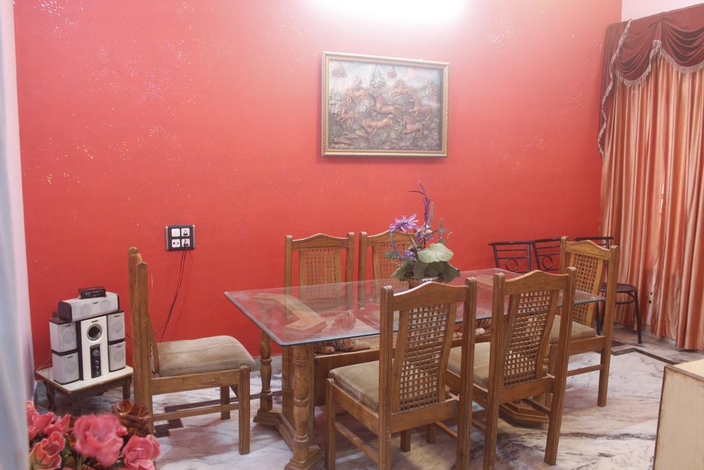 Thomas Home Stay Agra  Ngoại thất bức ảnh